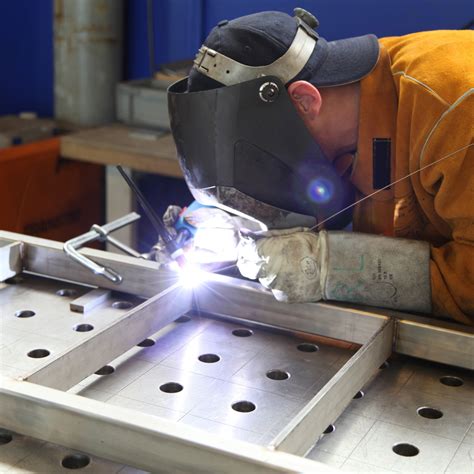 custom metal fabrication kew|Aluminium, Metal and Structural Steel Fabricators Kew.